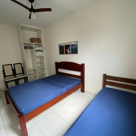 Apt 2 suites com ar condicionado e piscina Ubatuba-2